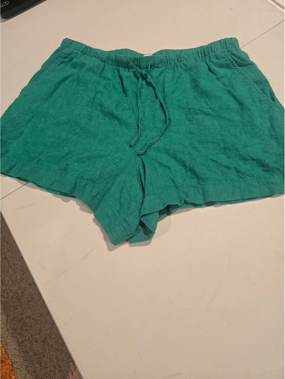 GAP Women's Medium Green Casual Shorts